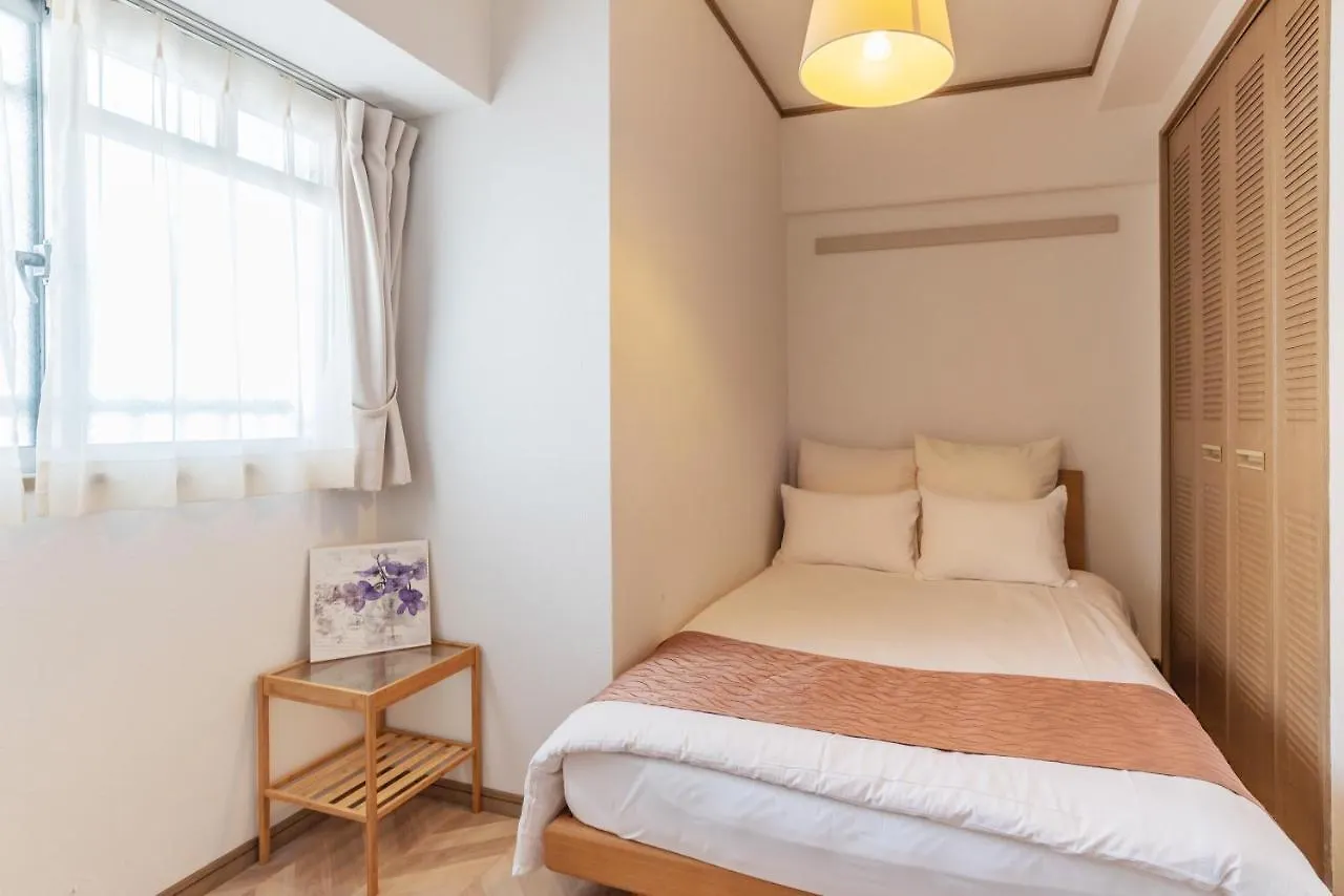 Universal Bay Condominium Osaka Apartment