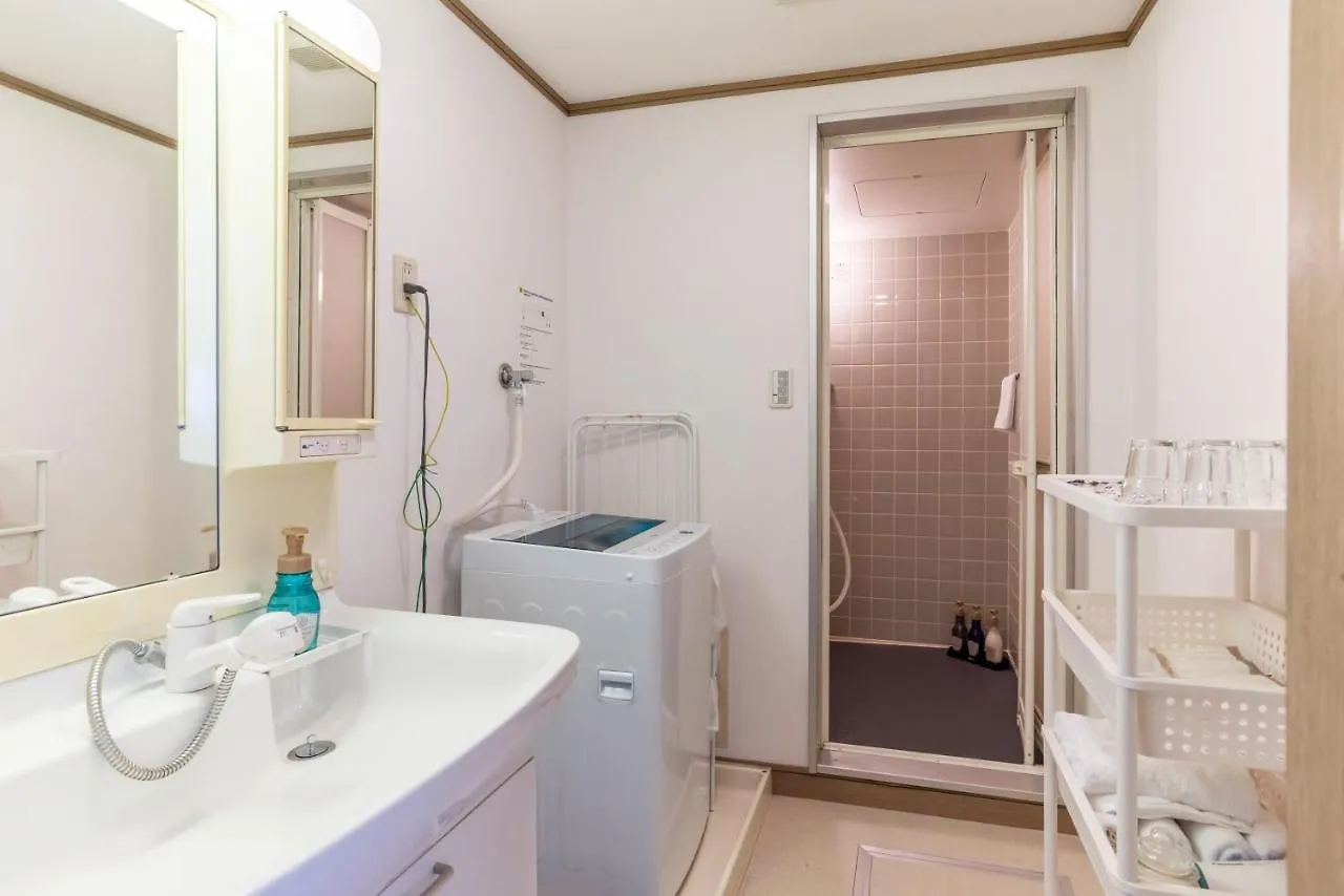 Universal Bay Condominium Osaka 0*,
